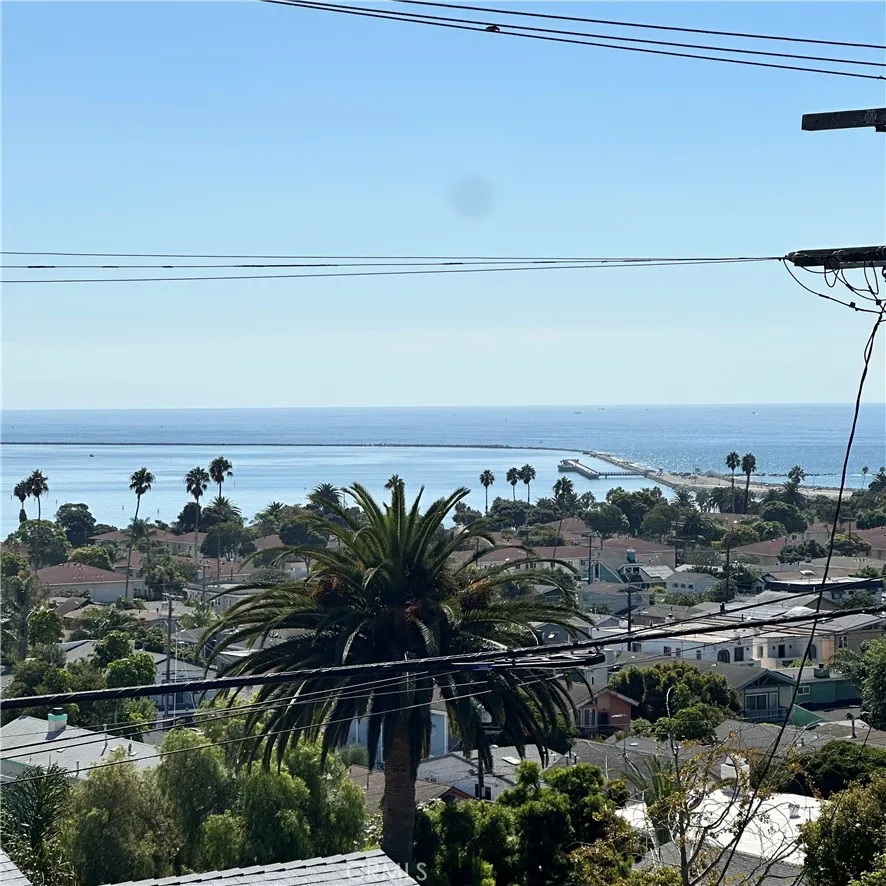 704 W 30th Street San Pedro, CA 90731