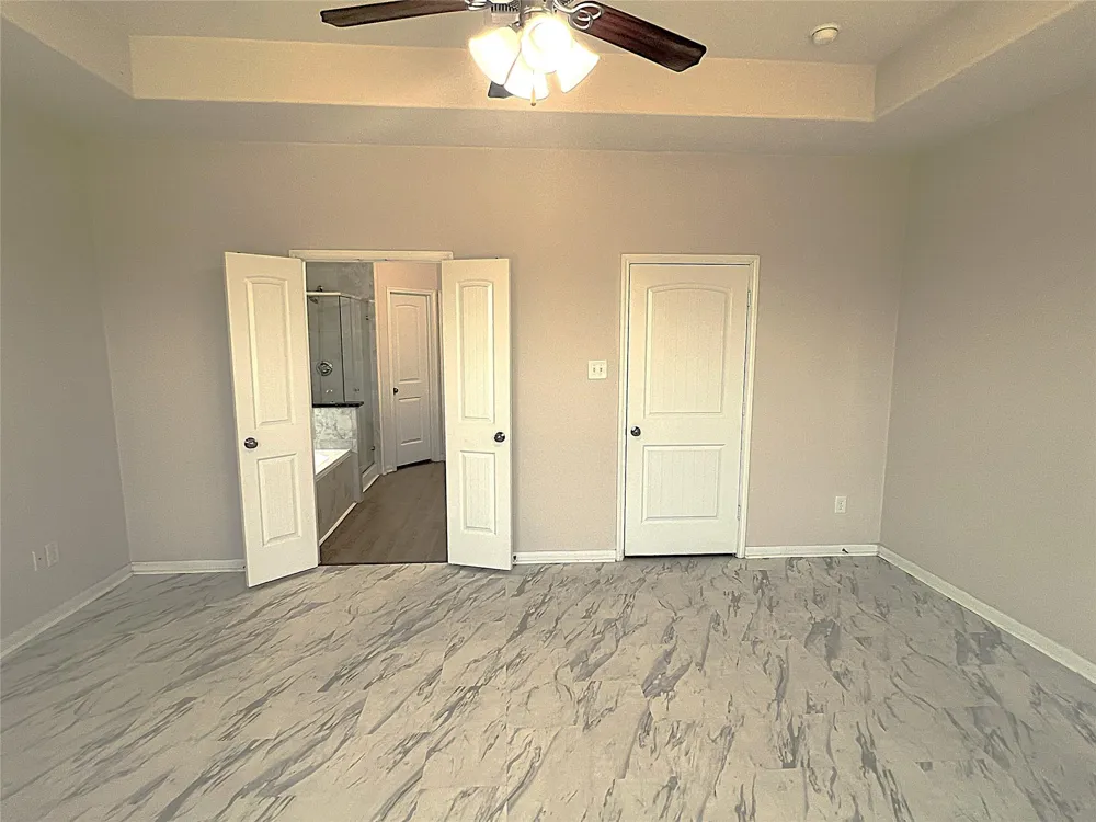 96 Jessica Drive Dayton, TX 77535