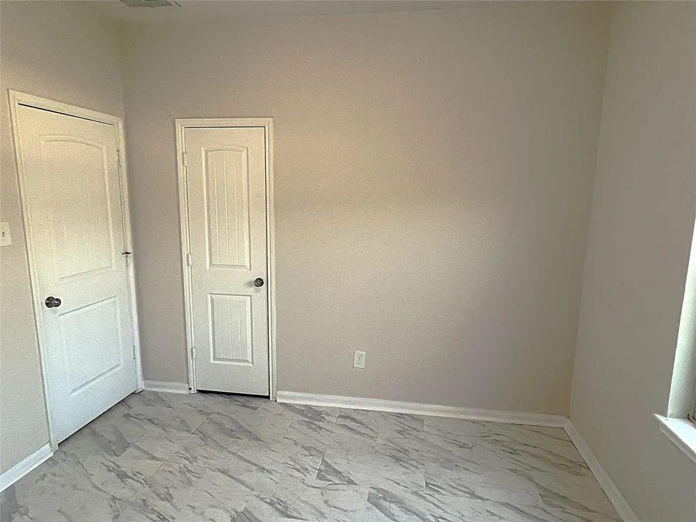 96 Jessica Drive Dayton, TX 77535