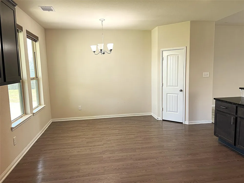96 Jessica Drive Dayton, TX 77535
