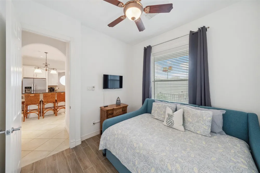 168 Lake Point Boulevard #D204 Conroe, TX 77356