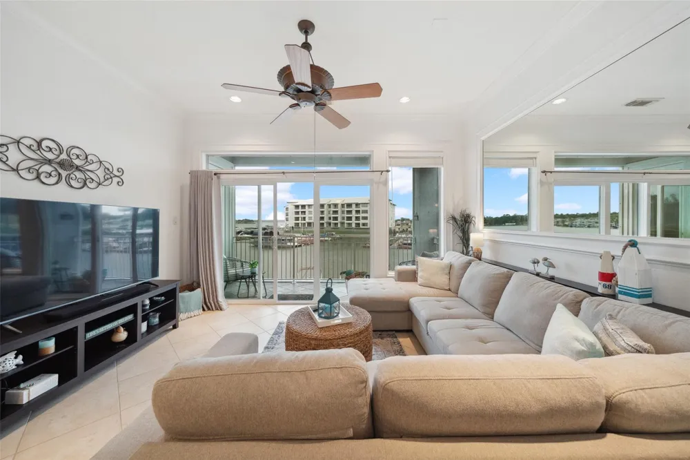 168 Lake Point Boulevard #D204 Conroe, TX 77356
