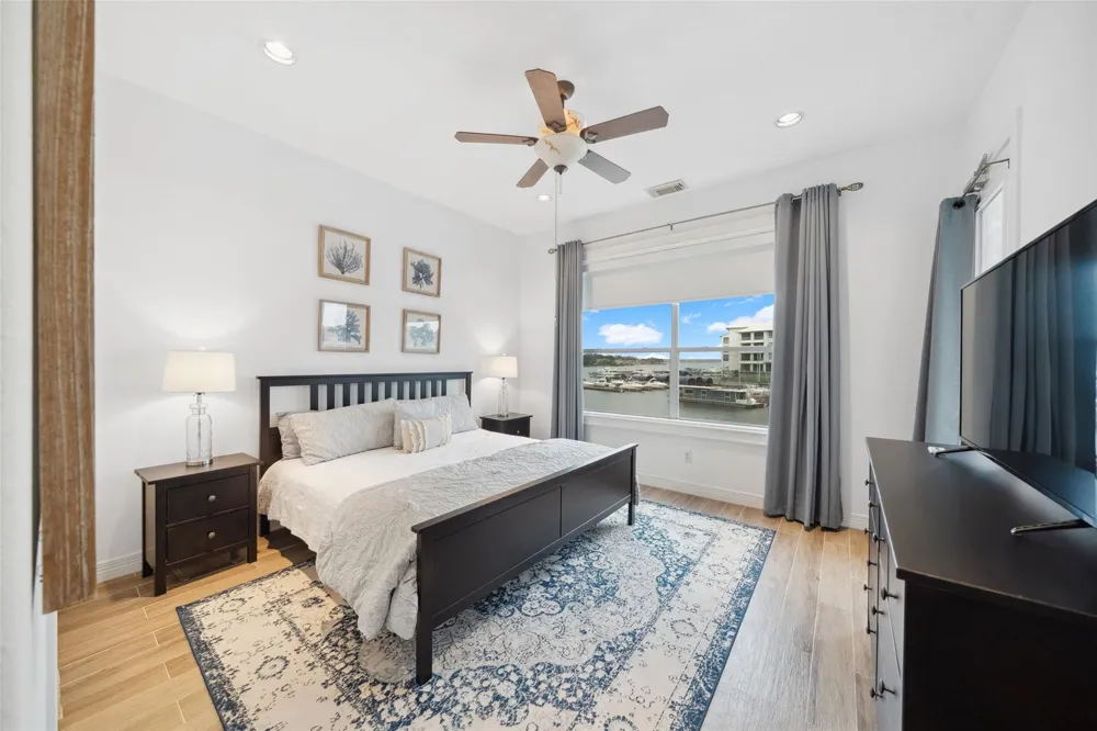 168 Lake Point Boulevard #D204 Conroe, TX 77356