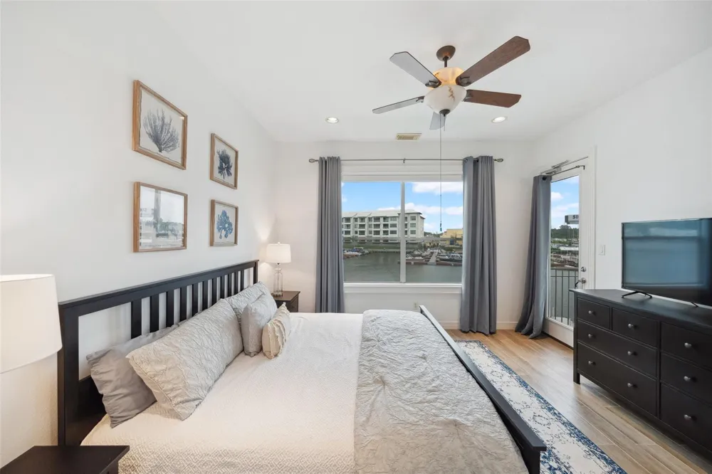 168 Lake Point Boulevard #D204 Conroe, TX 77356