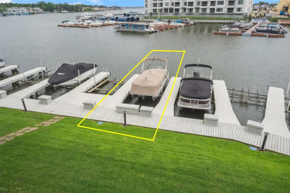 168 Lake Point Boulevard #D204 Conroe, TX 77356