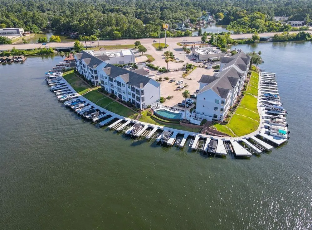 168 Lake Point Boulevard #D204 Conroe, TX 77356
