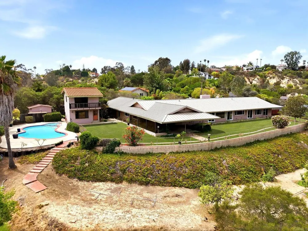 293 Via Del Cerrito Encinitas, CA 92024