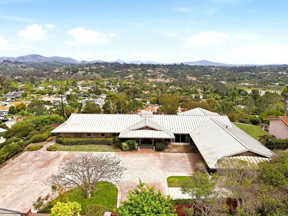293 Via Del Cerrito Encinitas, CA 92024