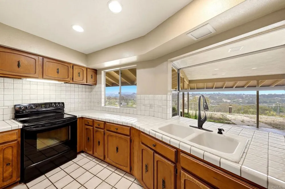 293 Via Del Cerrito Encinitas, CA 92024