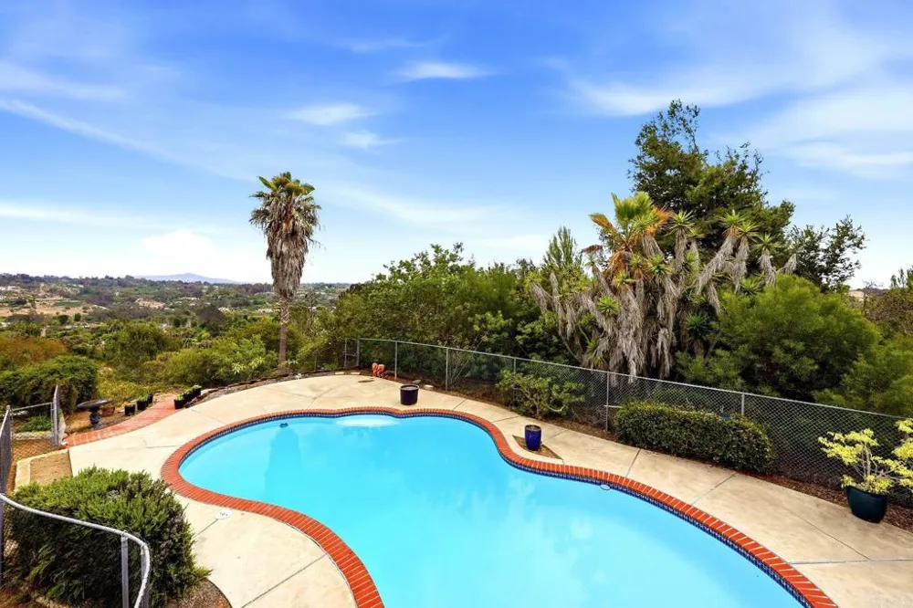 293 Via Del Cerrito Encinitas, CA 92024