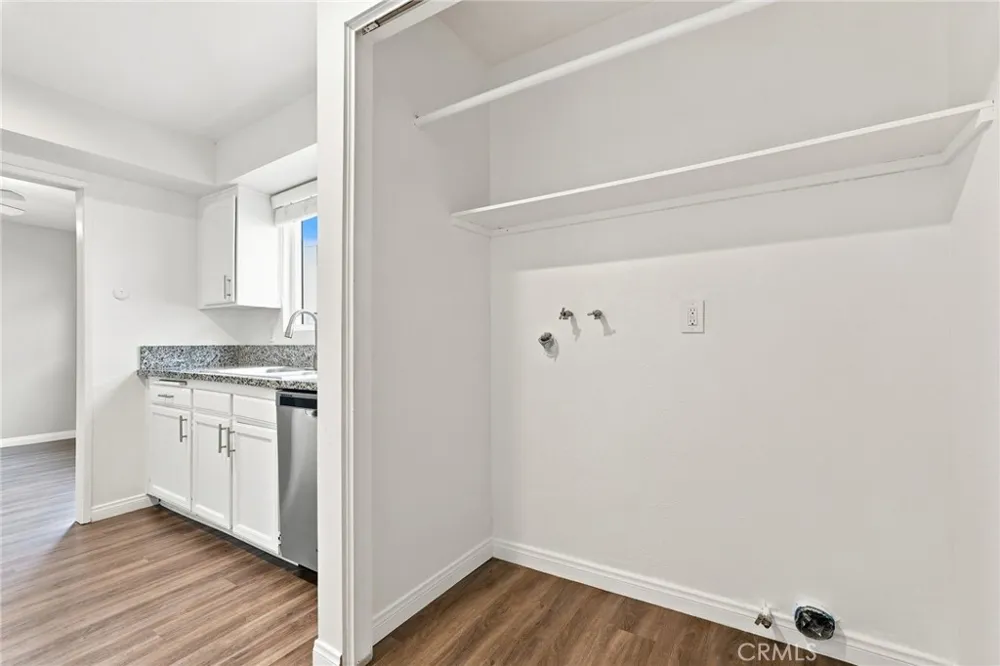 21900 Roscoe Boulevard #8 Canoga Park, CA 91304