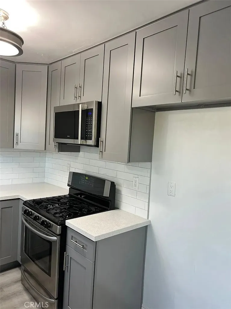 293 W Artesia Street Pomona, CA 91768