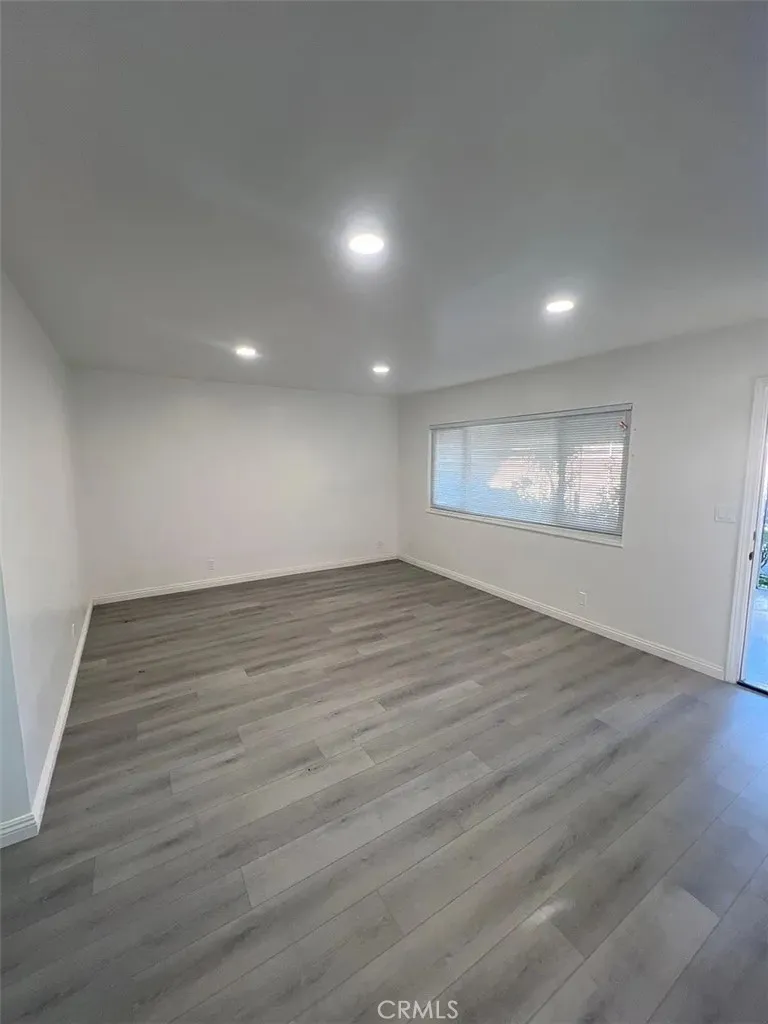 293 W Artesia Street Pomona, CA 91768