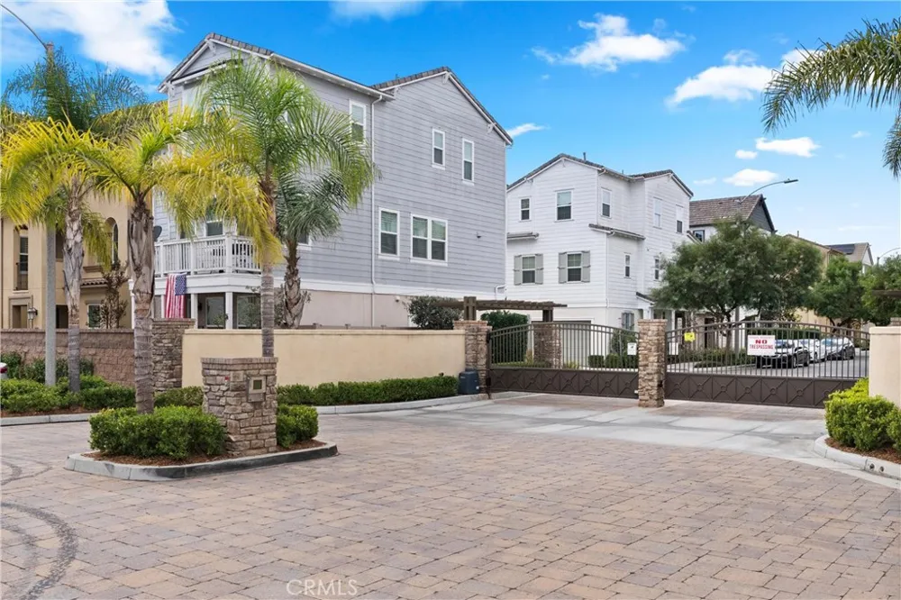 710 W Tribella Court Santa Ana, CA 92703