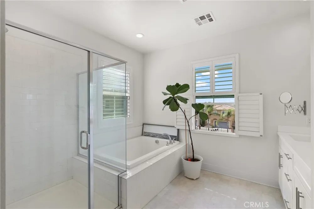 710 W Tribella Court Santa Ana, CA 92703