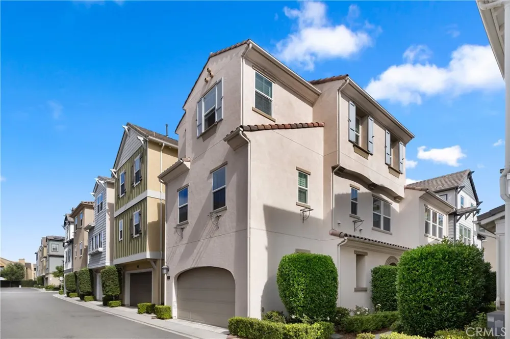 710 W Tribella Court Santa Ana, CA 92703