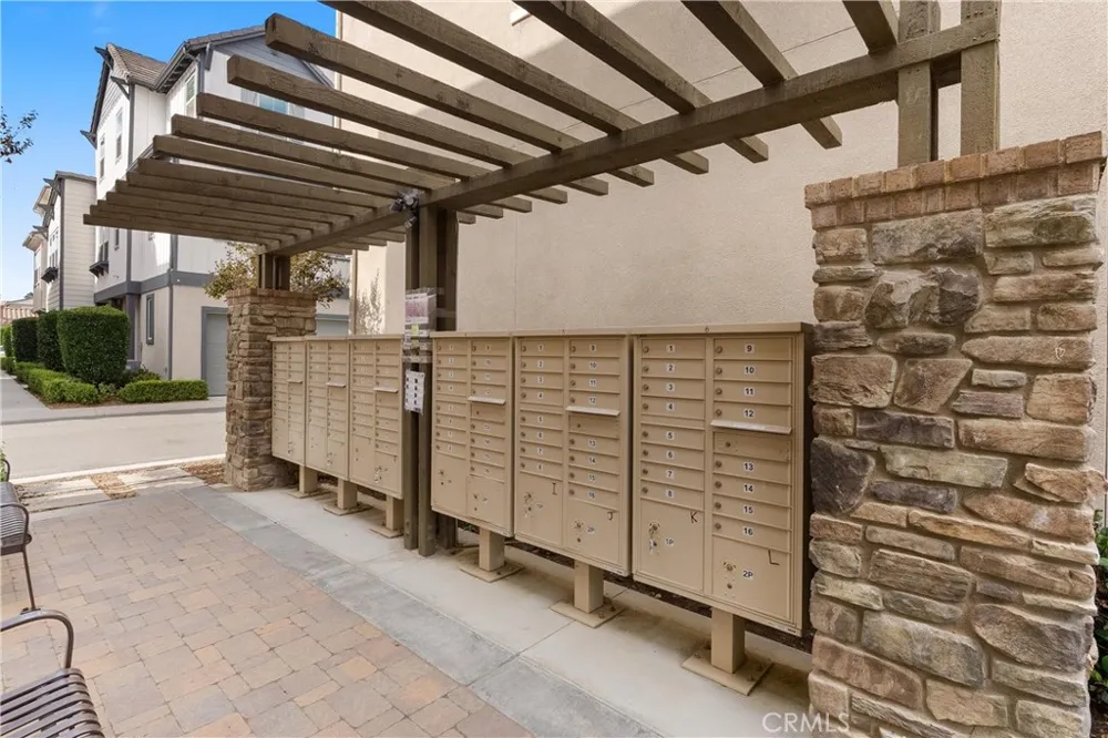 710 W Tribella Court Santa Ana, CA 92703
