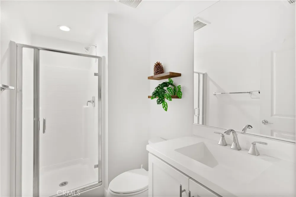 710 W Tribella Court Santa Ana, CA 92703