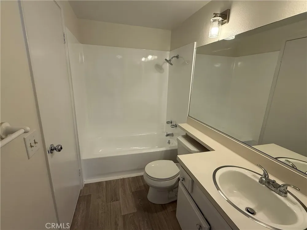 167 Greenfield Irvine, CA 92614