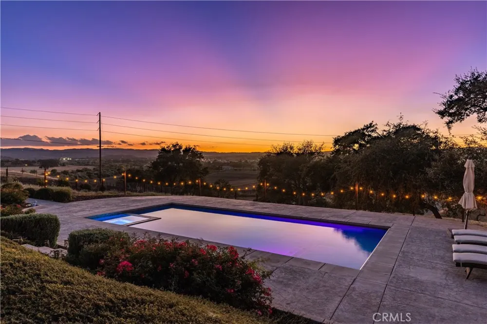1110 Burnt Rock Way Templeton, CA 93465