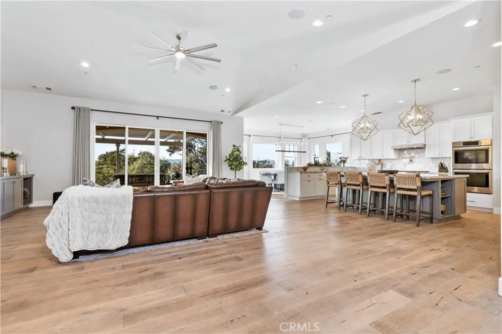 1110 Burnt Rock Way Templeton, CA 93465