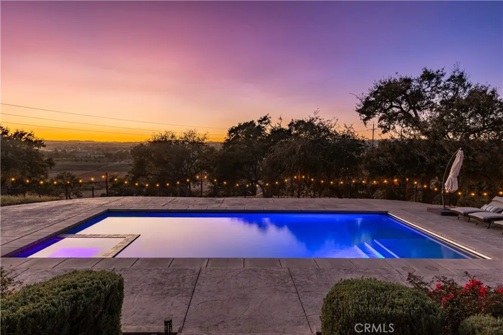 1110 Burnt Rock Way Templeton, CA 93465