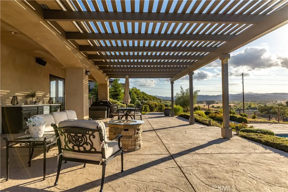 1110 Burnt Rock Way Templeton, CA 93465