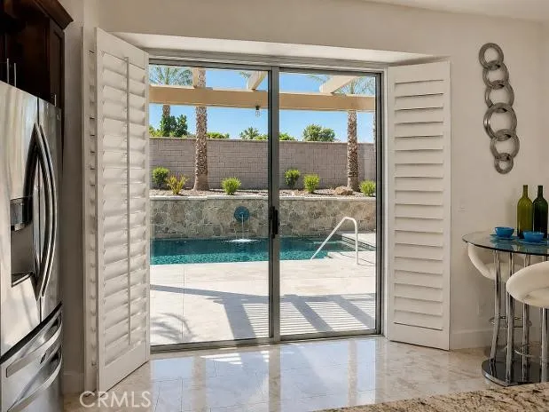 78582 Hampshire Avenue Palm Desert, CA 92211