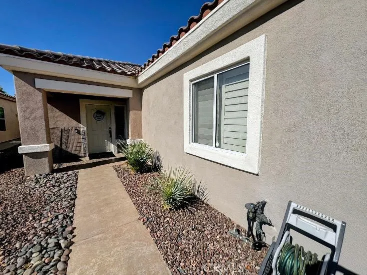 78582 Hampshire Avenue Palm Desert, CA 92211