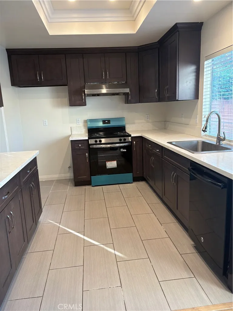 2160 Nadula Hacienda Heights, CA 91745