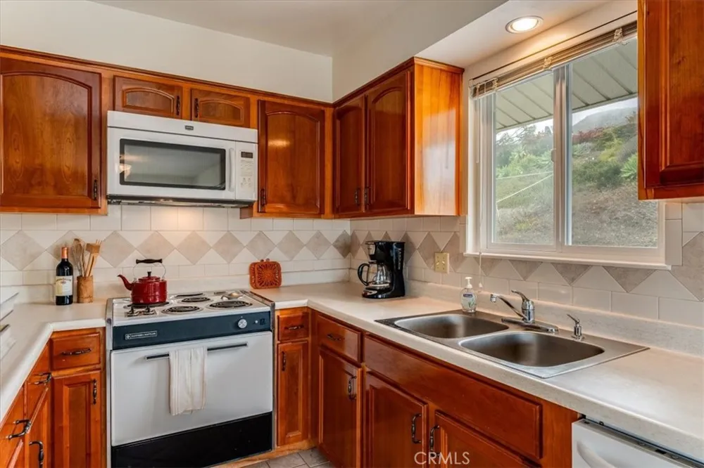 1097 Saint Mary Cayucos, CA 93430