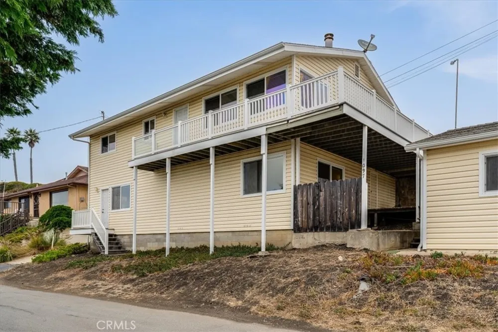 1097 Saint Mary Cayucos, CA 93430