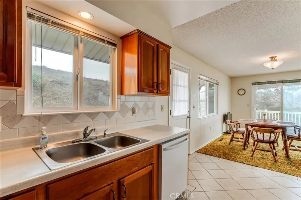 1097 Saint Mary Cayucos, CA 93430