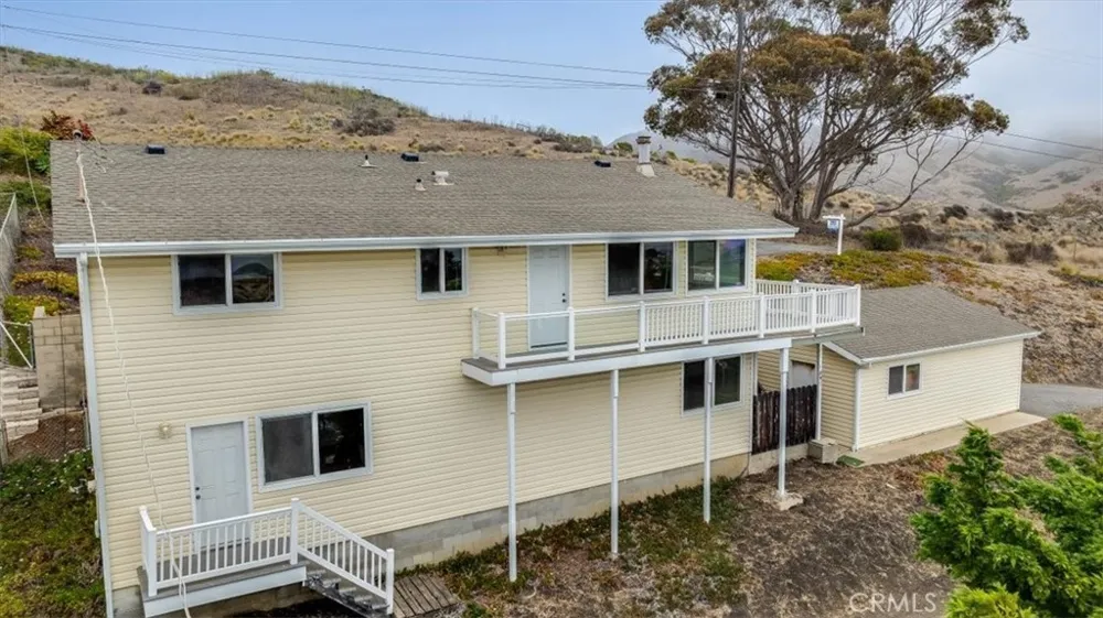 1097 Saint Mary Cayucos, CA 93430