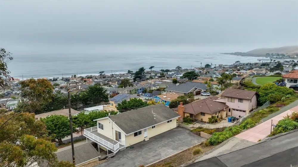 1097 Saint Mary Cayucos, CA 93430