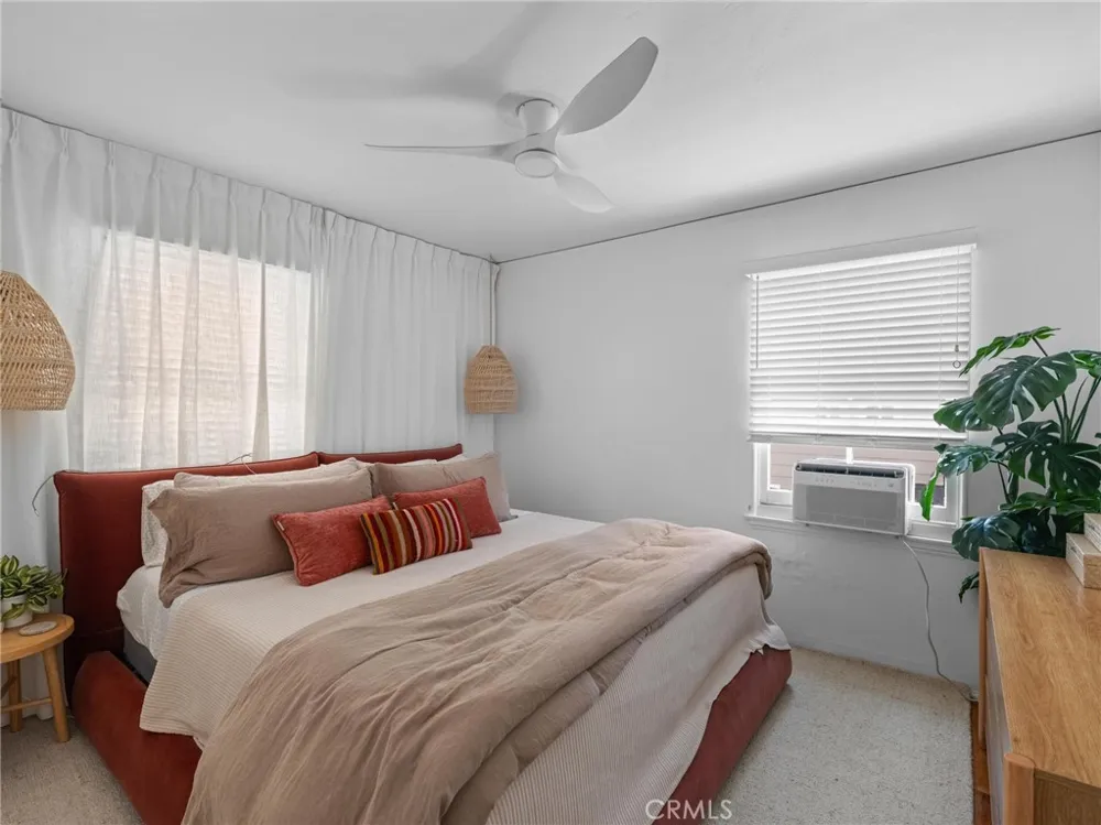 60 18th Street Hermosa Beach, CA 90254