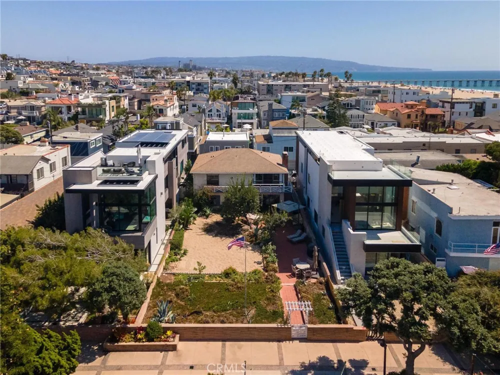 60 18th Street Hermosa Beach, CA 90254