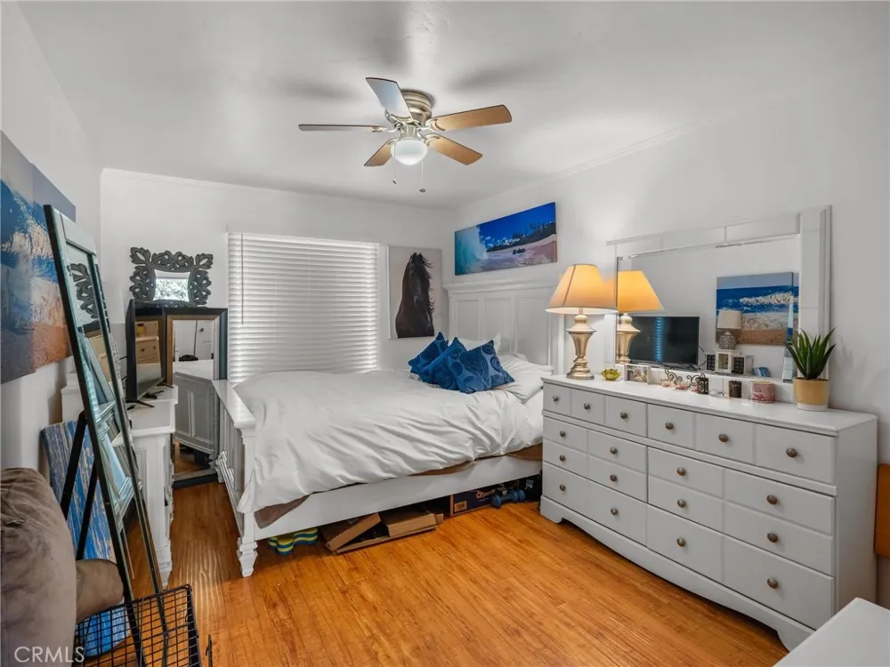 60 18th Street Hermosa Beach, CA 90254