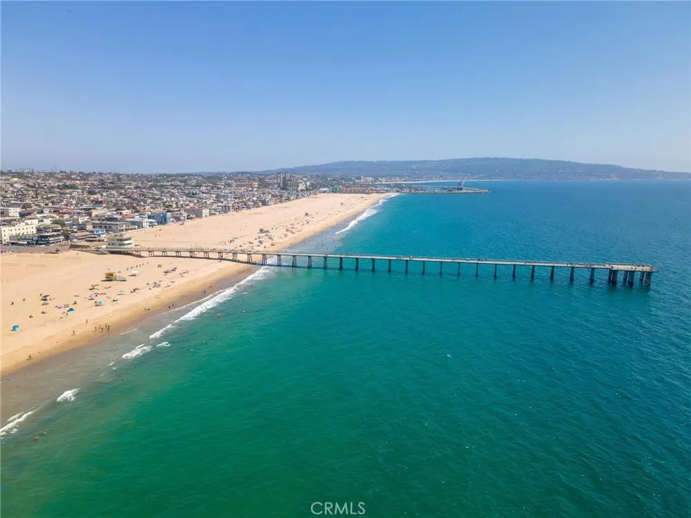 60 18th Street Hermosa Beach, CA 90254