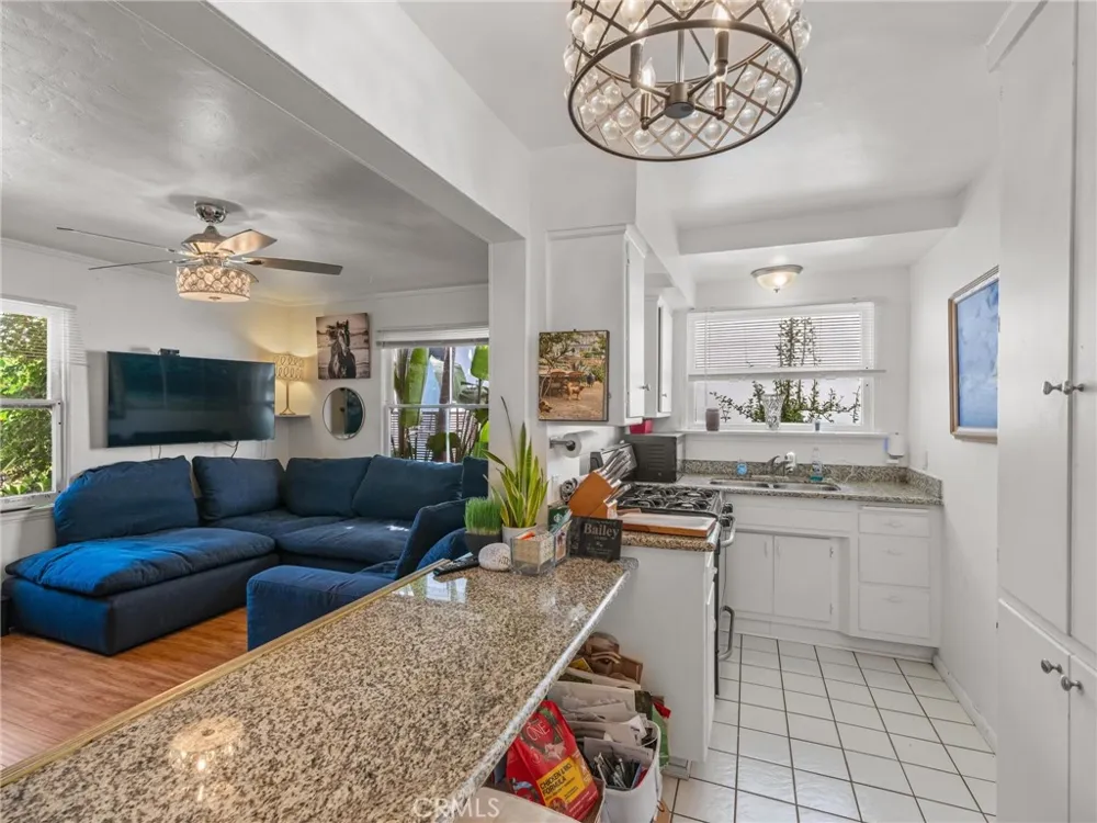 60 18th Street Hermosa Beach, CA 90254