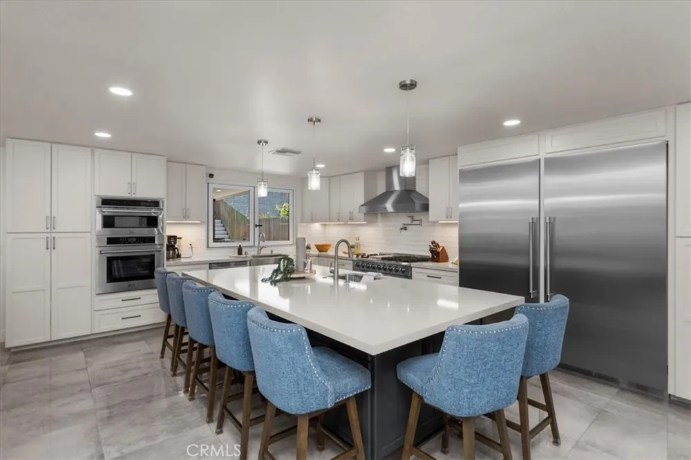 17130 Courtney Huntington Beach, CA 92649