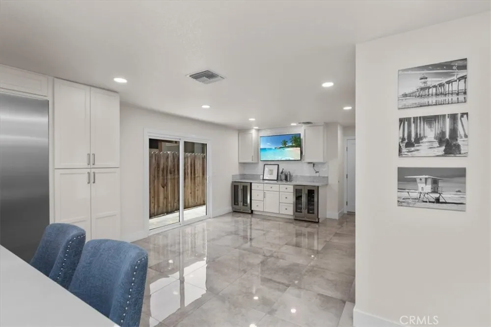 17130 Courtney Huntington Beach, CA 92649