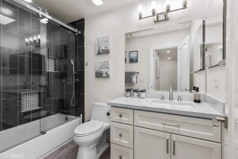 17130 Courtney Huntington Beach, CA 92649