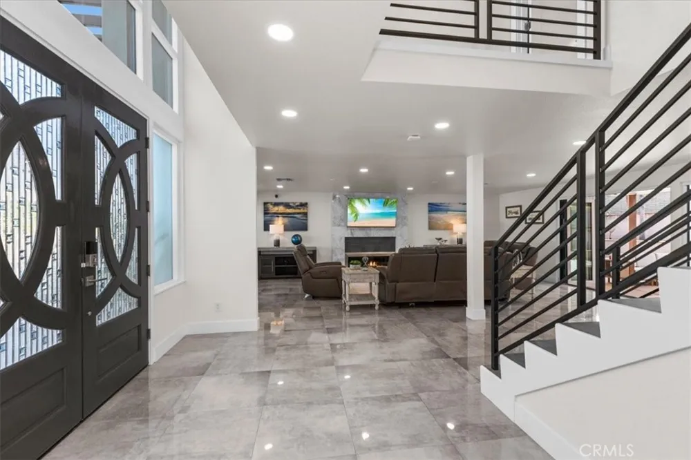 17130 Courtney Huntington Beach, CA 92649