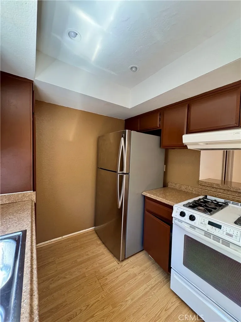 1231 Hillandale Avenue #10 La Habra, CA 90631