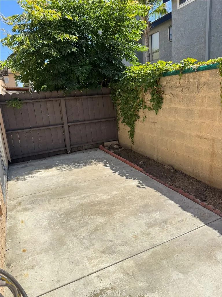 1231 Hillandale Avenue #10 La Habra, CA 90631