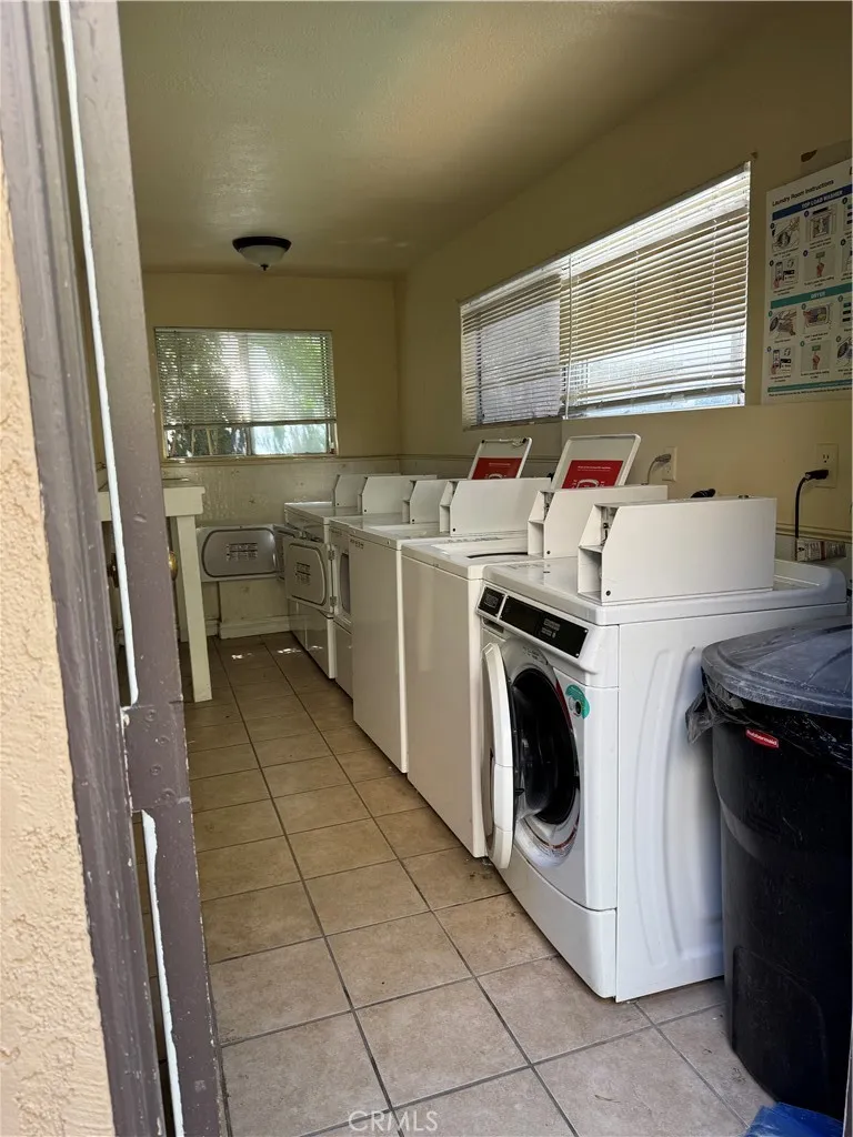 1231 Hillandale Avenue #10 La Habra, CA 90631