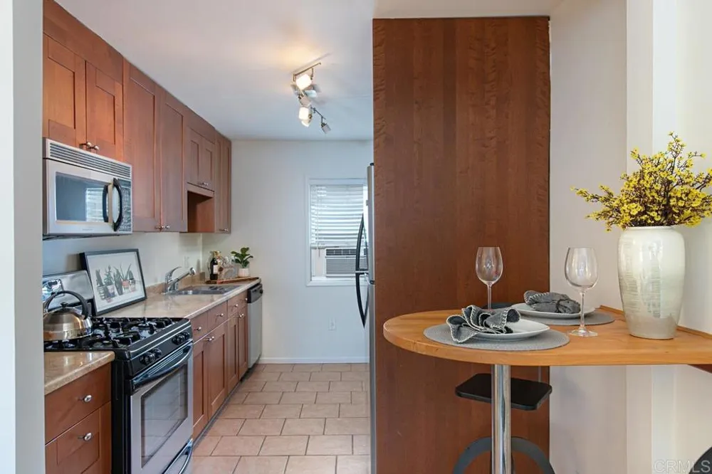 4633 Bancroft Street #8 San Diego, CA 92116