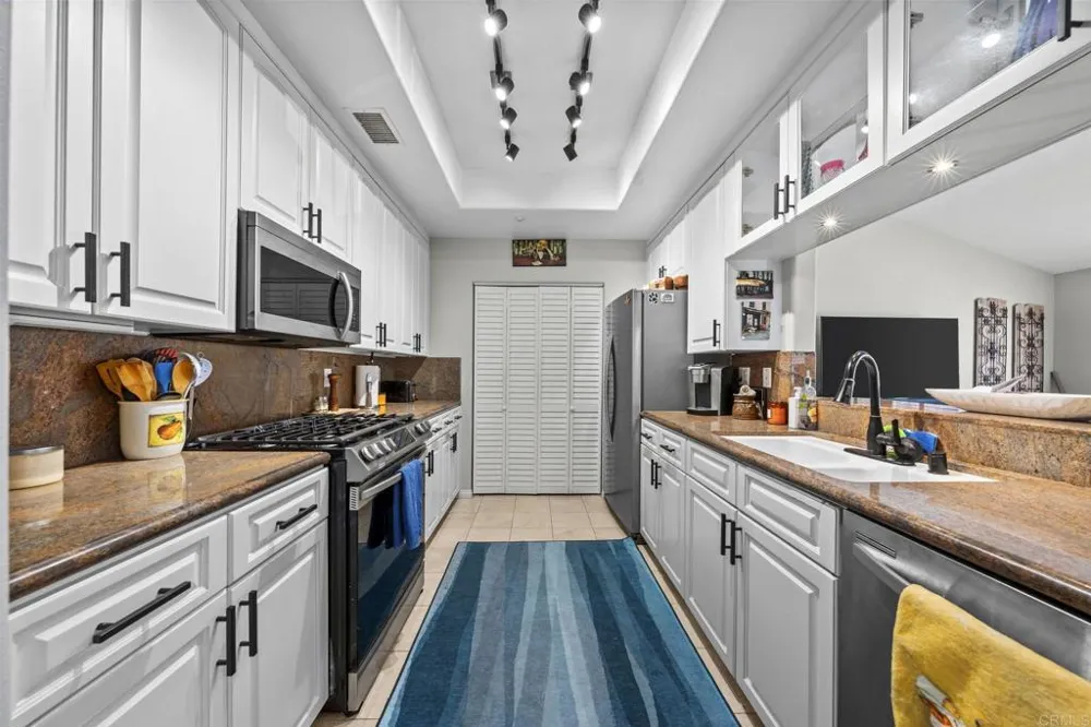7546 Romeria Street Carlsbad, CA 92009