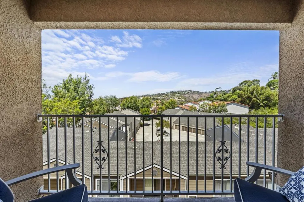 7546 Romeria Street Carlsbad, CA 92009
